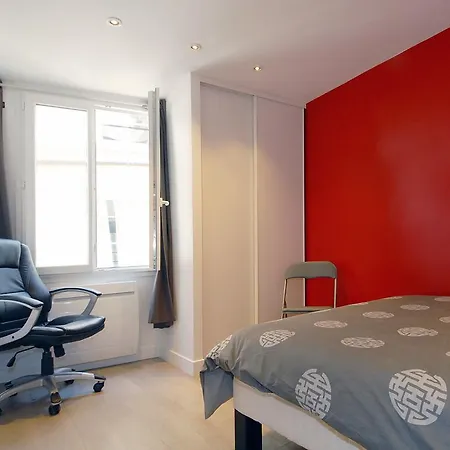Charme Parisien Privas Apartment Paris